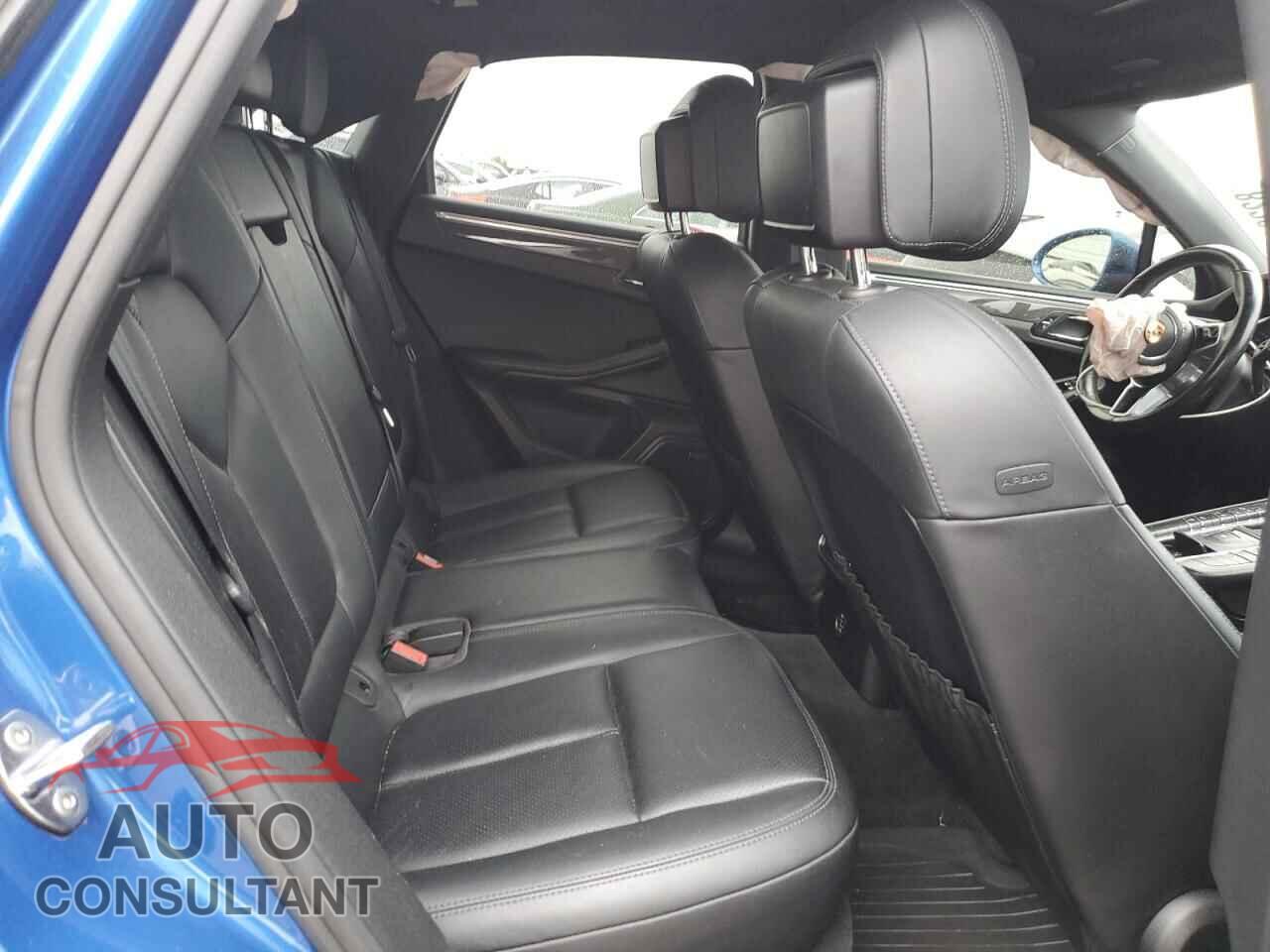 PORSCHE MACAN 2017 - WP1AA2A56HLB03651