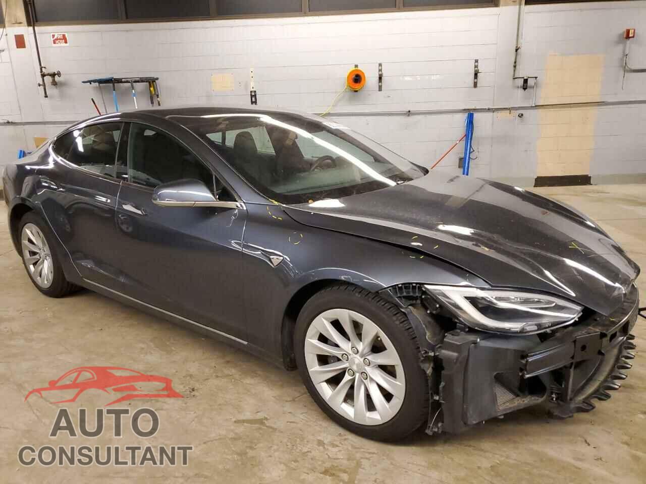TESLA MODEL S 2017 - 5YJSA1E2XHF229241