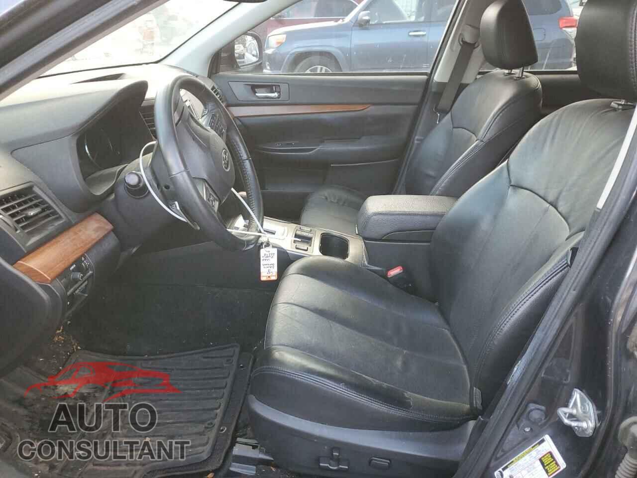 SUBARU OUTBACK 2013 - 4S4BRDJC8D2225979