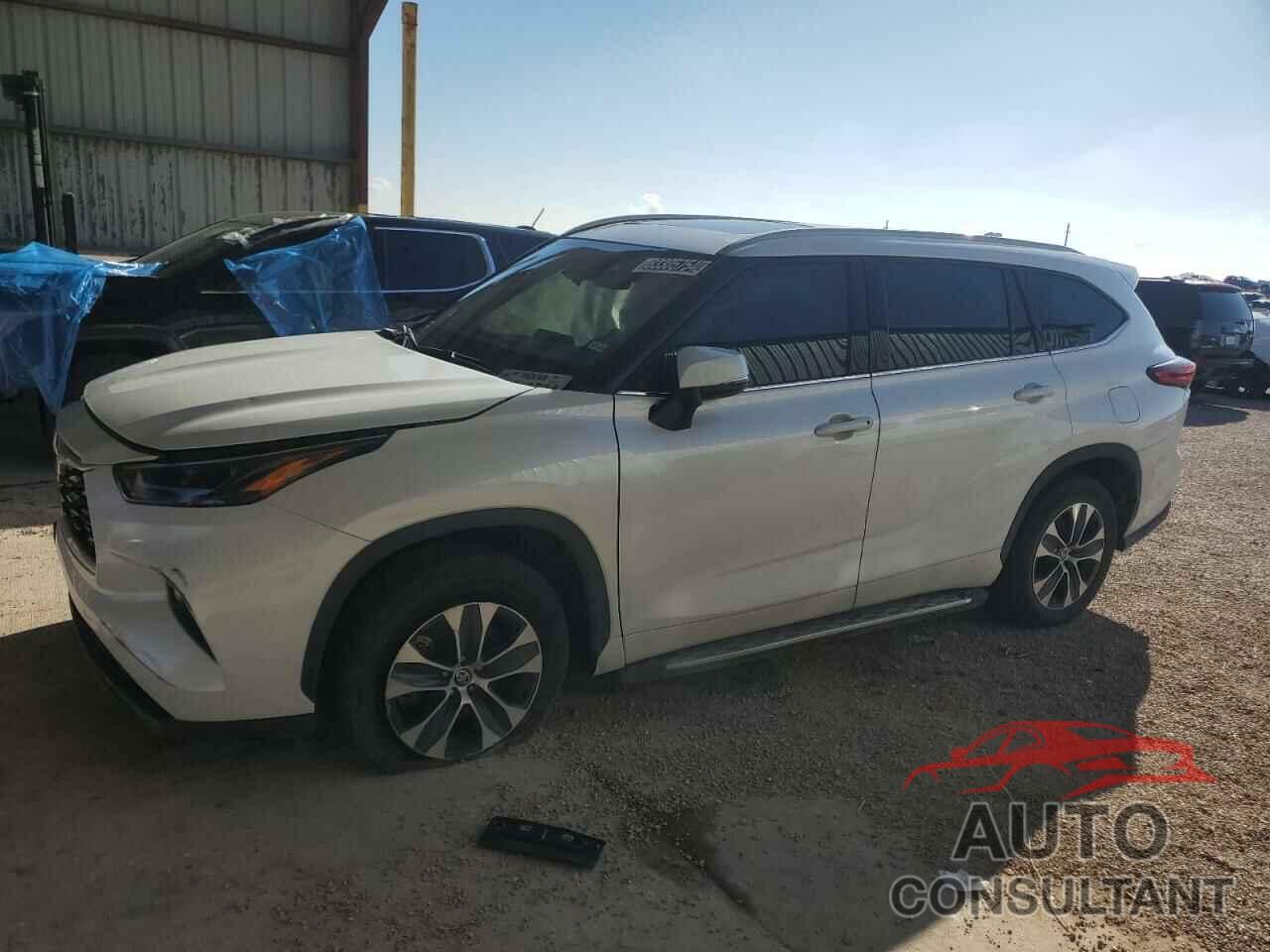 TOYOTA HIGHLANDER 2022 - 5TDGZRAH8NS546532