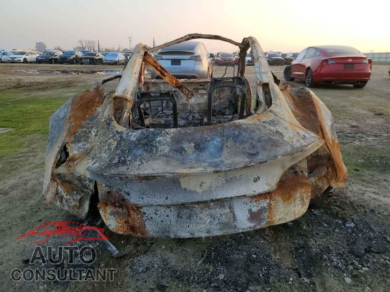 TESLA MODEL 3 2018 - 5YJ3E1EB2JF148457