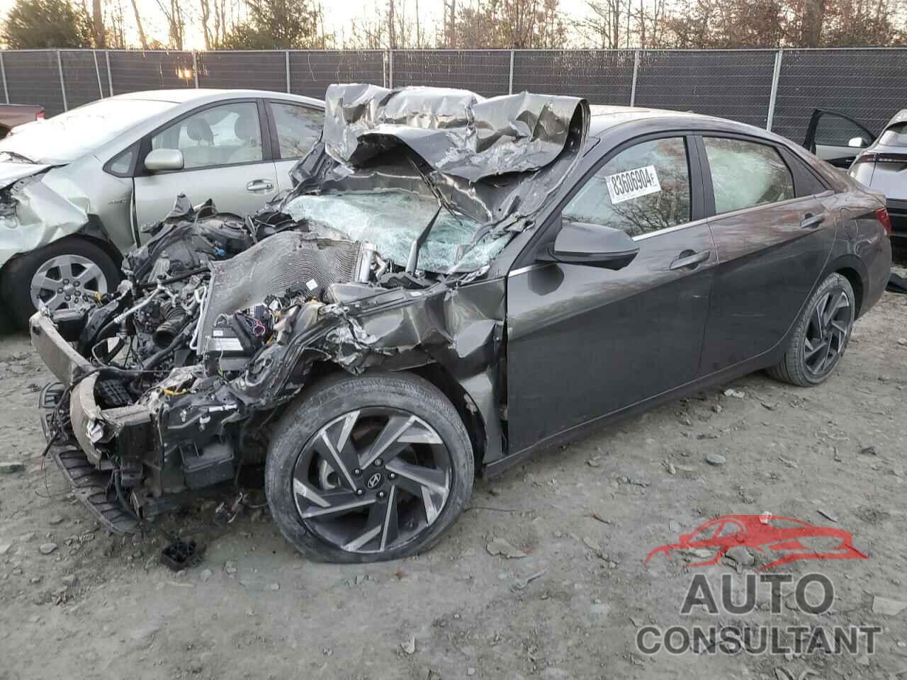 HYUNDAI ELANTRA 2024 - KMHLP4DG3RU684910