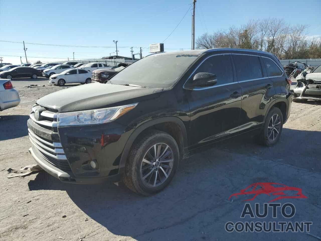 TOYOTA HIGHLANDER 2018 - 5TDKZRFH0JS266357