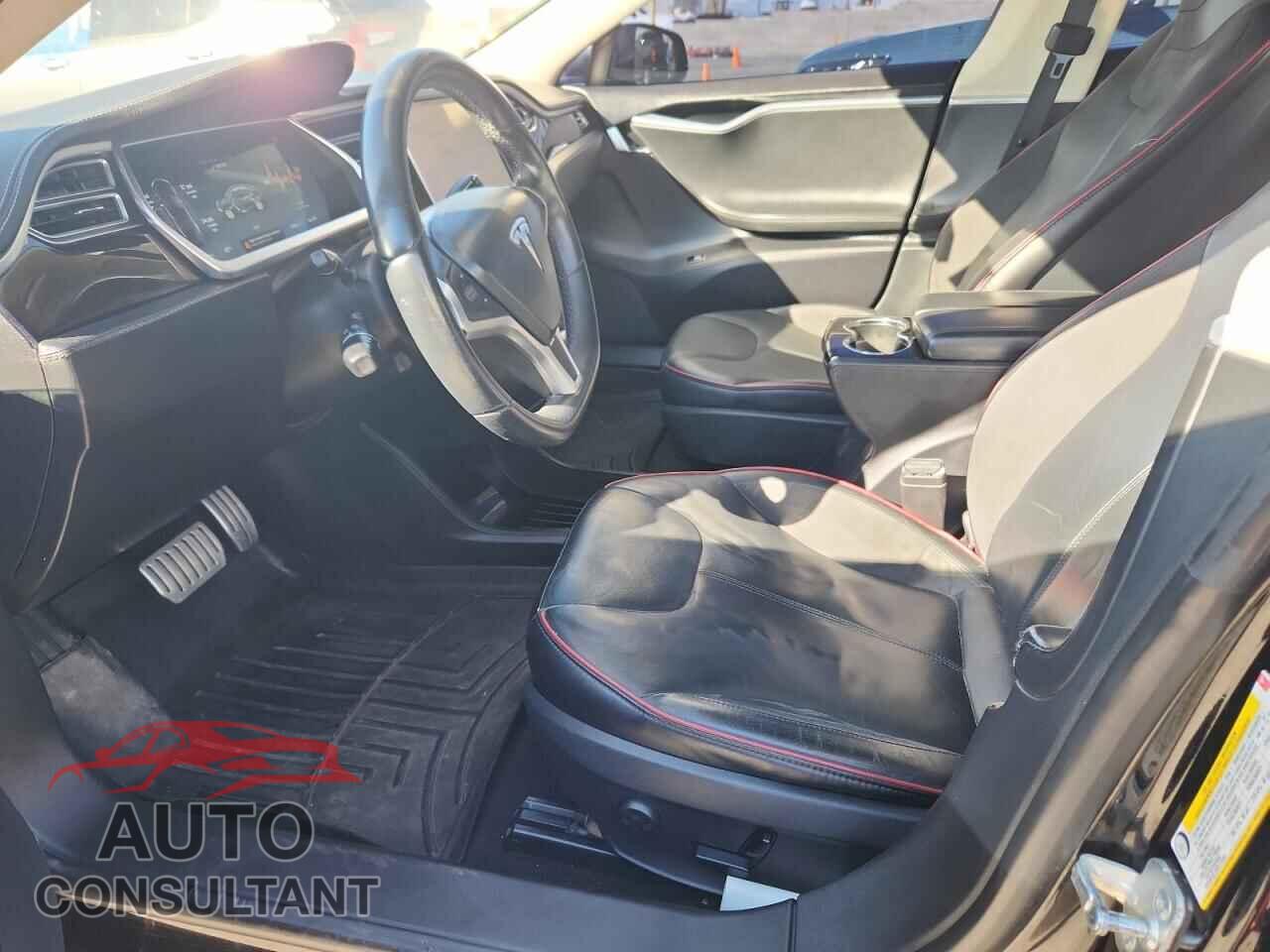TESLA MODEL S 2013 - 5YJSA1DP6DFP22647