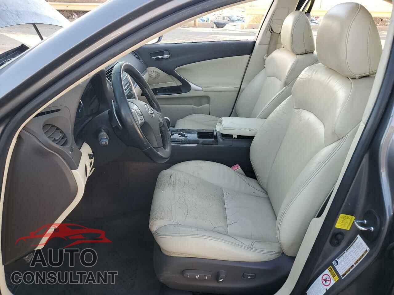 LEXUS IS 2012 - JTHBF5C29C5181462