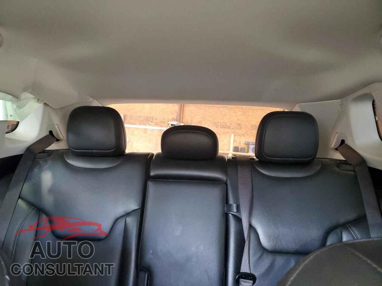JEEP COMPASS 2021 - 3C4NJDCB6MT568091