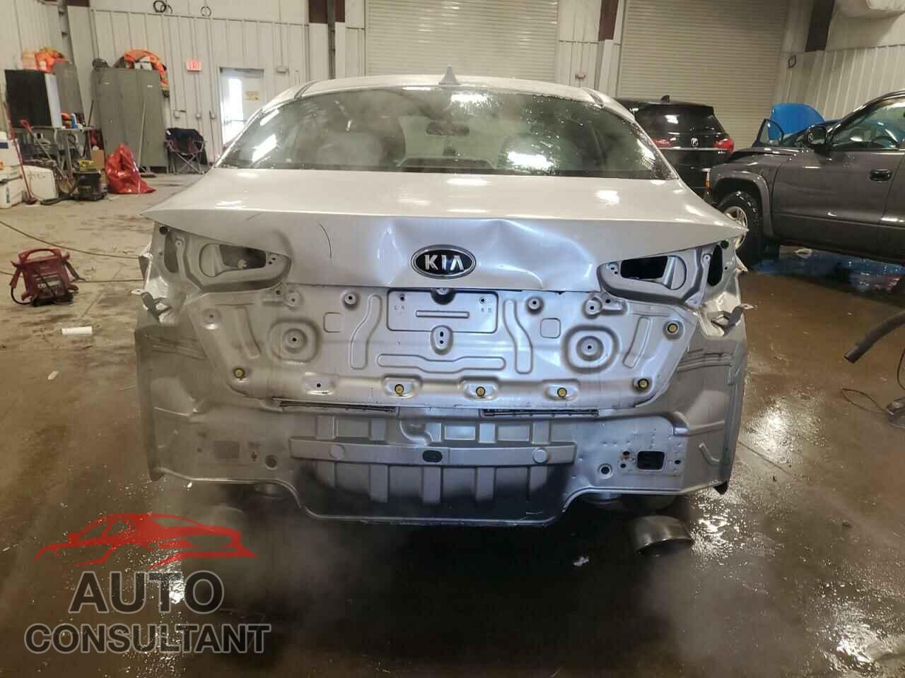 KIA OPTIMA 2012 - KNAGM4A76C5277598