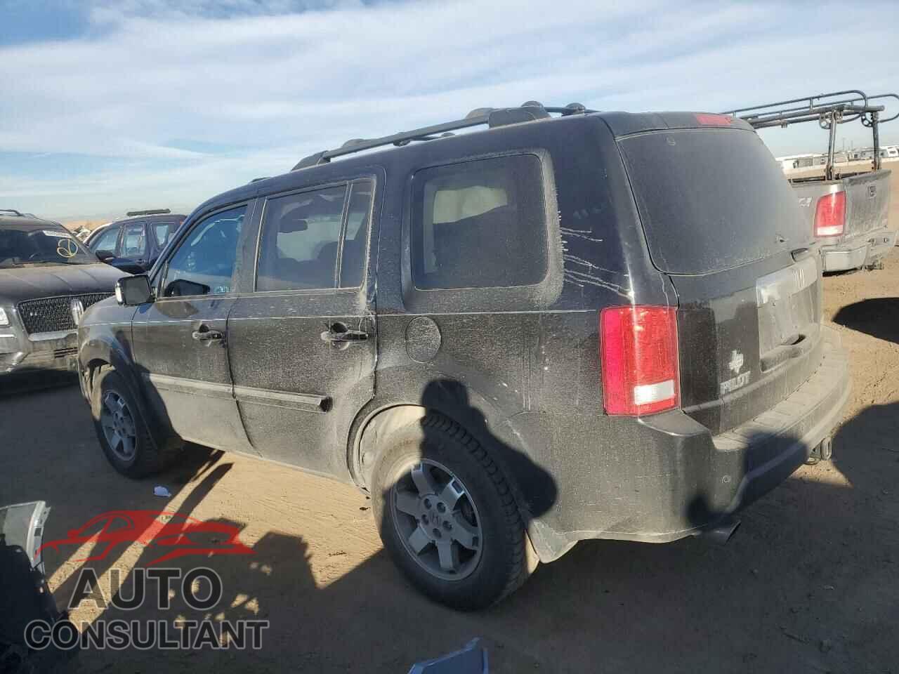 HONDA PILOT 2011 - 5FNYF4H97BB089906