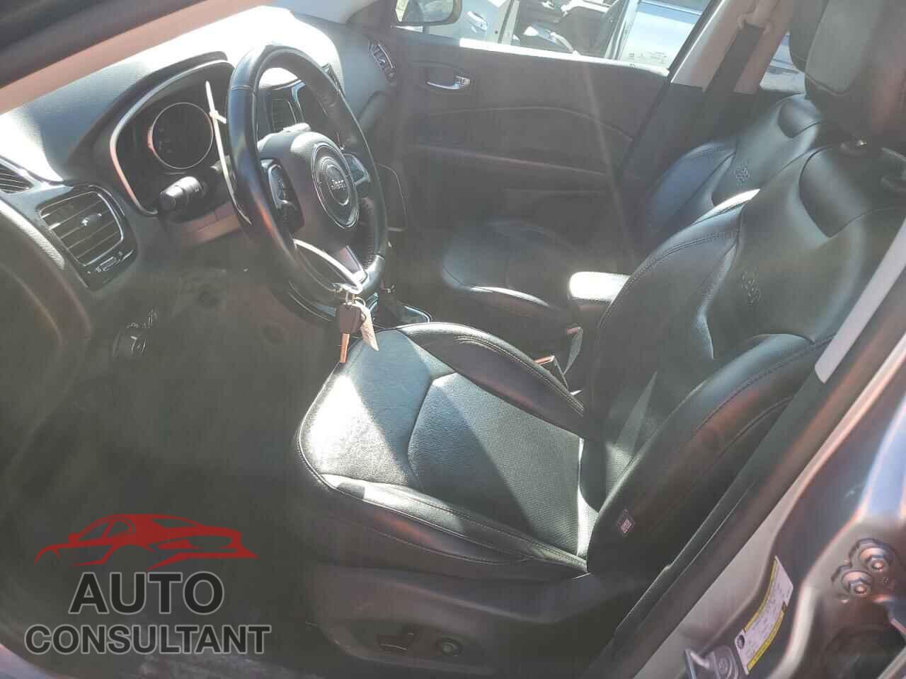 JEEP COMPASS 2019 - 3C4NJDCB2KT735771