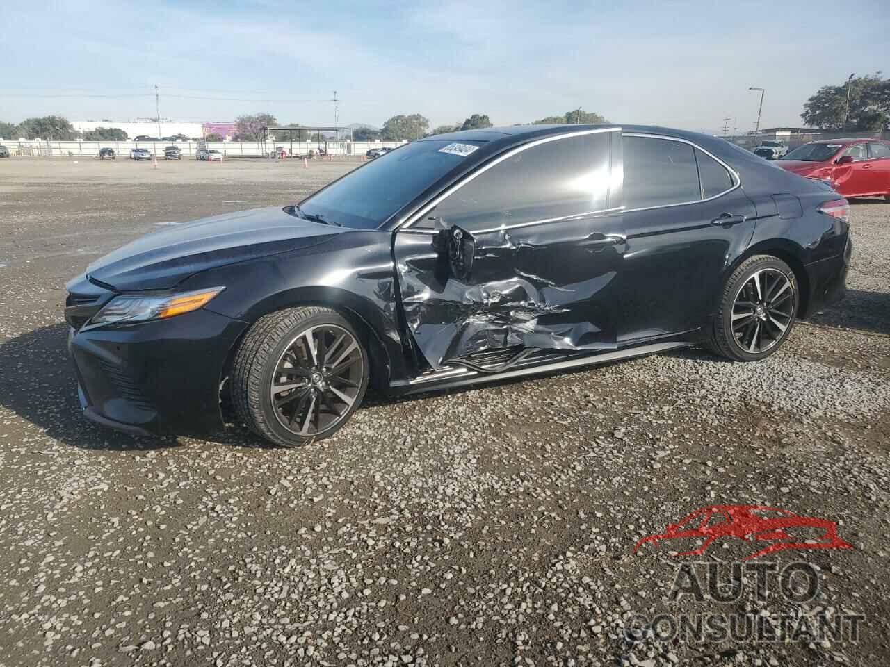 TOYOTA CAMRY 2018 - 4T1BZ1HK6JU010547