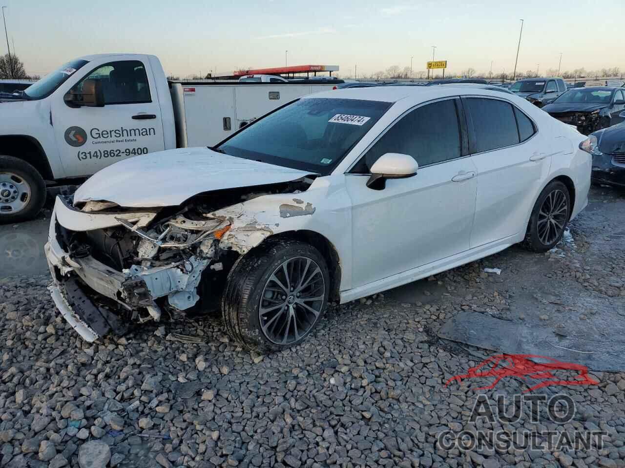TOYOTA CAMRY 2018 - 4T1B11HK7JU123611