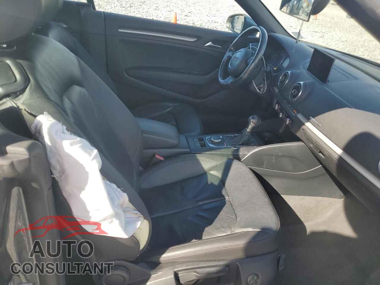 AUDI A3 2015 - WAU7FLFF4F1031682