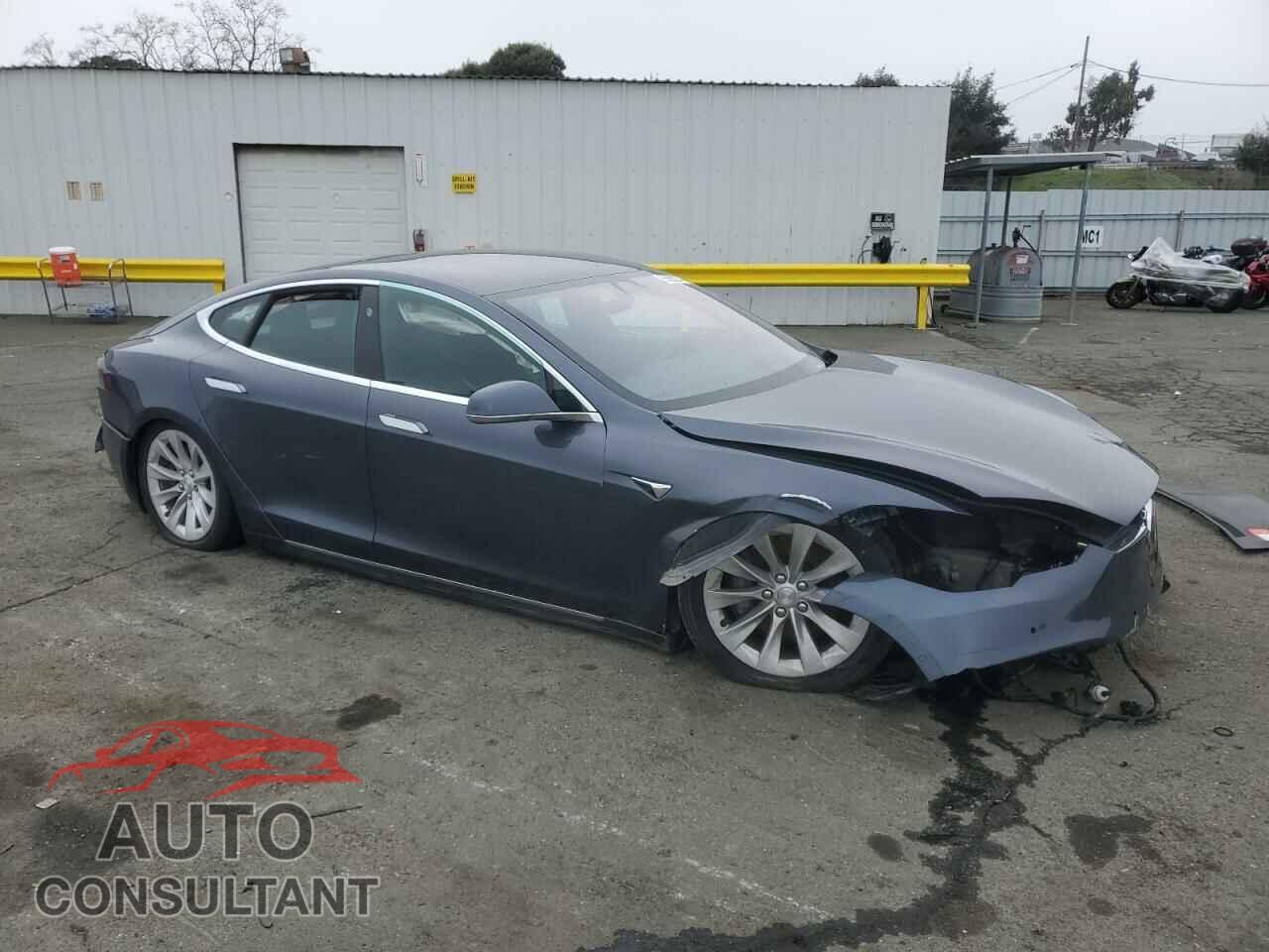 TESLA MODEL S 2017 - 5YJSA1E2XHF231703