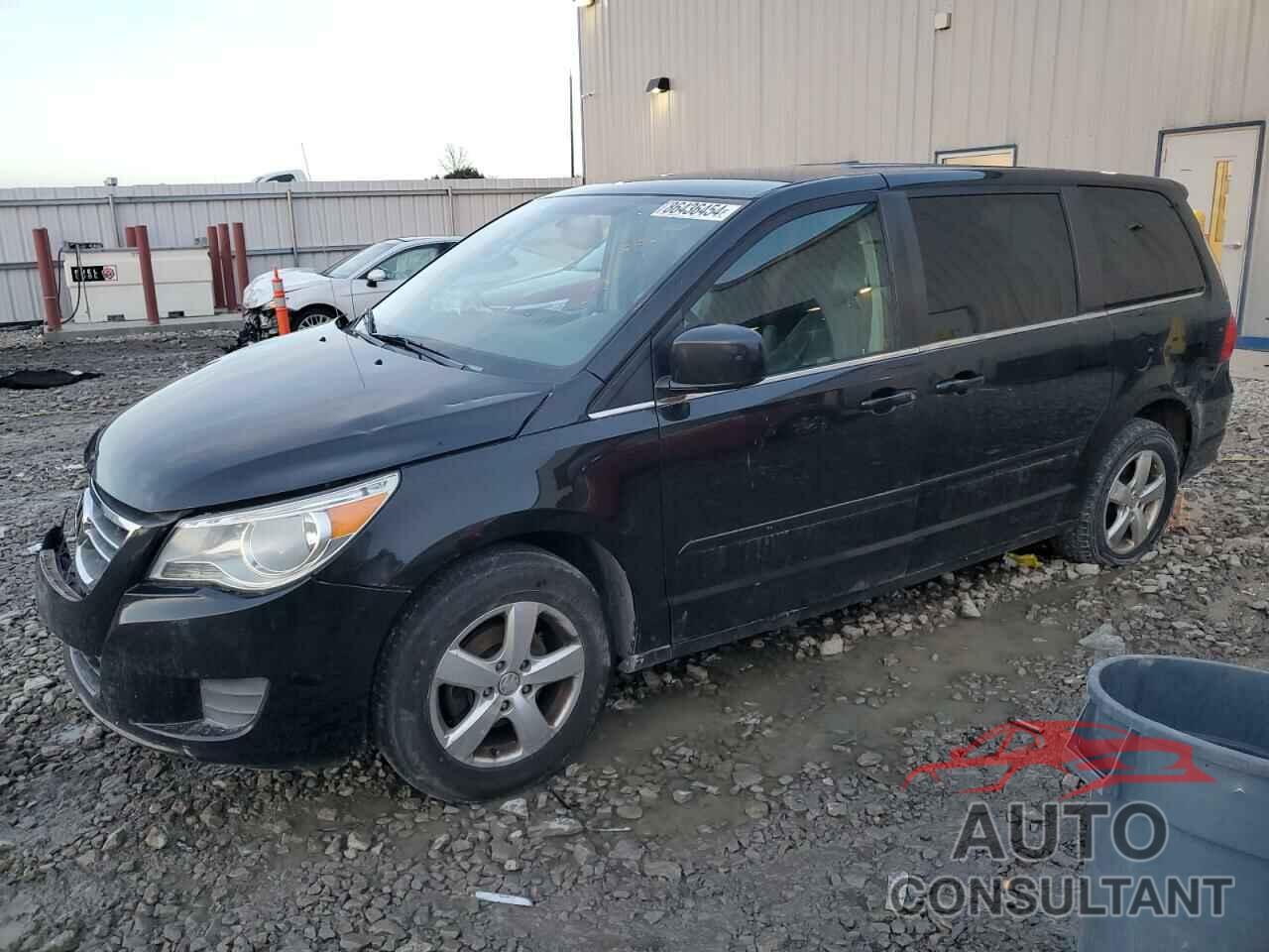 VOLKSWAGEN ROUTAN 2010 - 2V4RW3D17AR388397