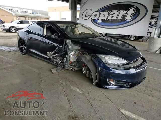 TESLA MODEL S 2013 - 5YJSA1CP0DFP08227