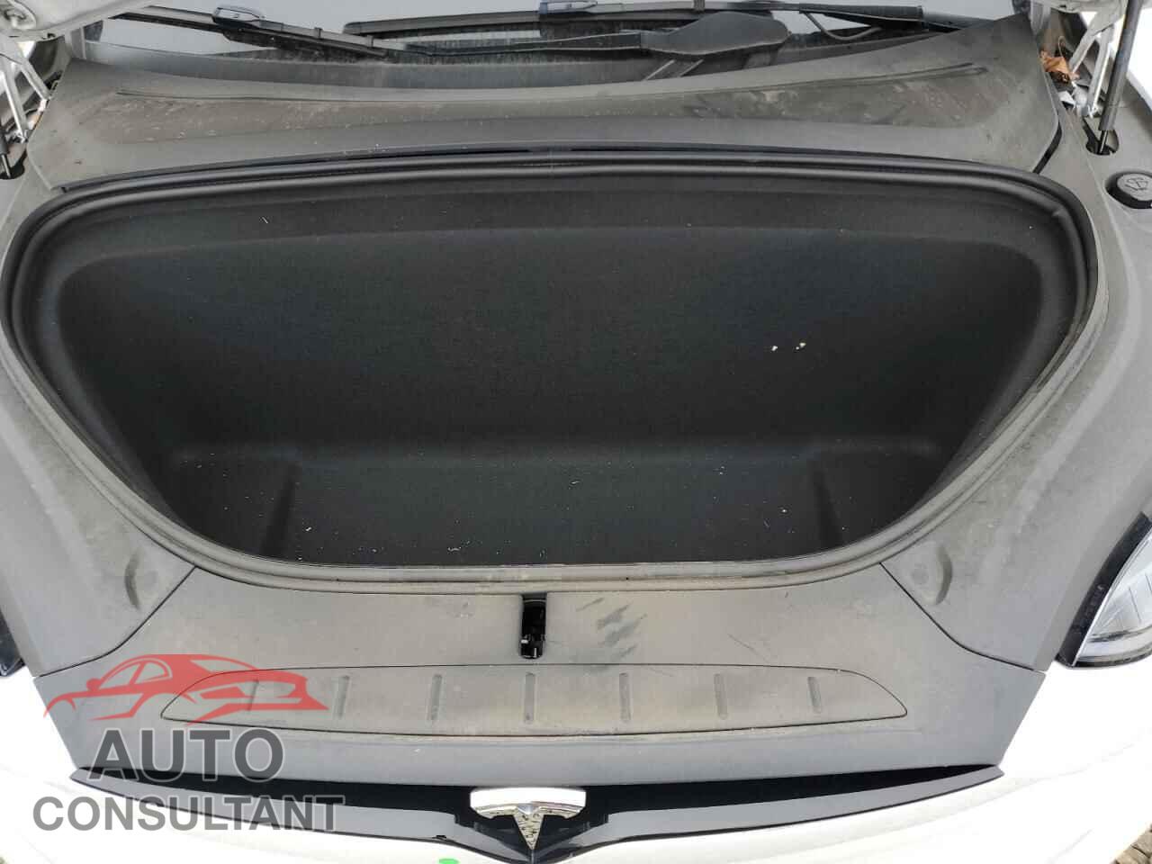 TESLA MODEL X 2023 - 7SAXCDE50PF417215