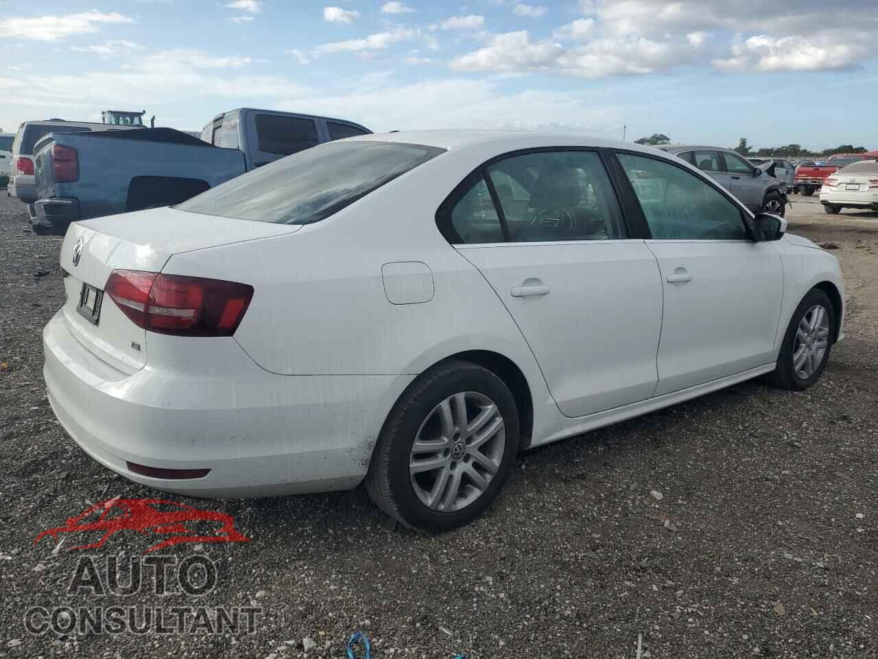 VOLKSWAGEN JETTA 2017 - 3VW2B7AJ7HM365140