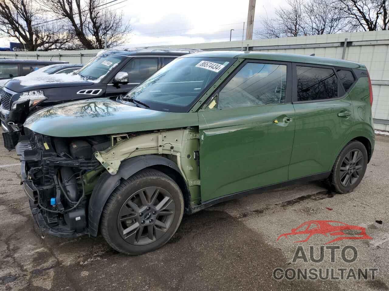 KIA SOUL 2022 - KNDJ33AU0N7155385