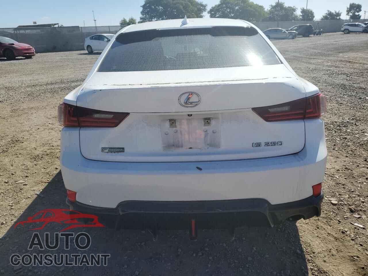LEXUS IS 2015 - JTHBF1D25F5059600