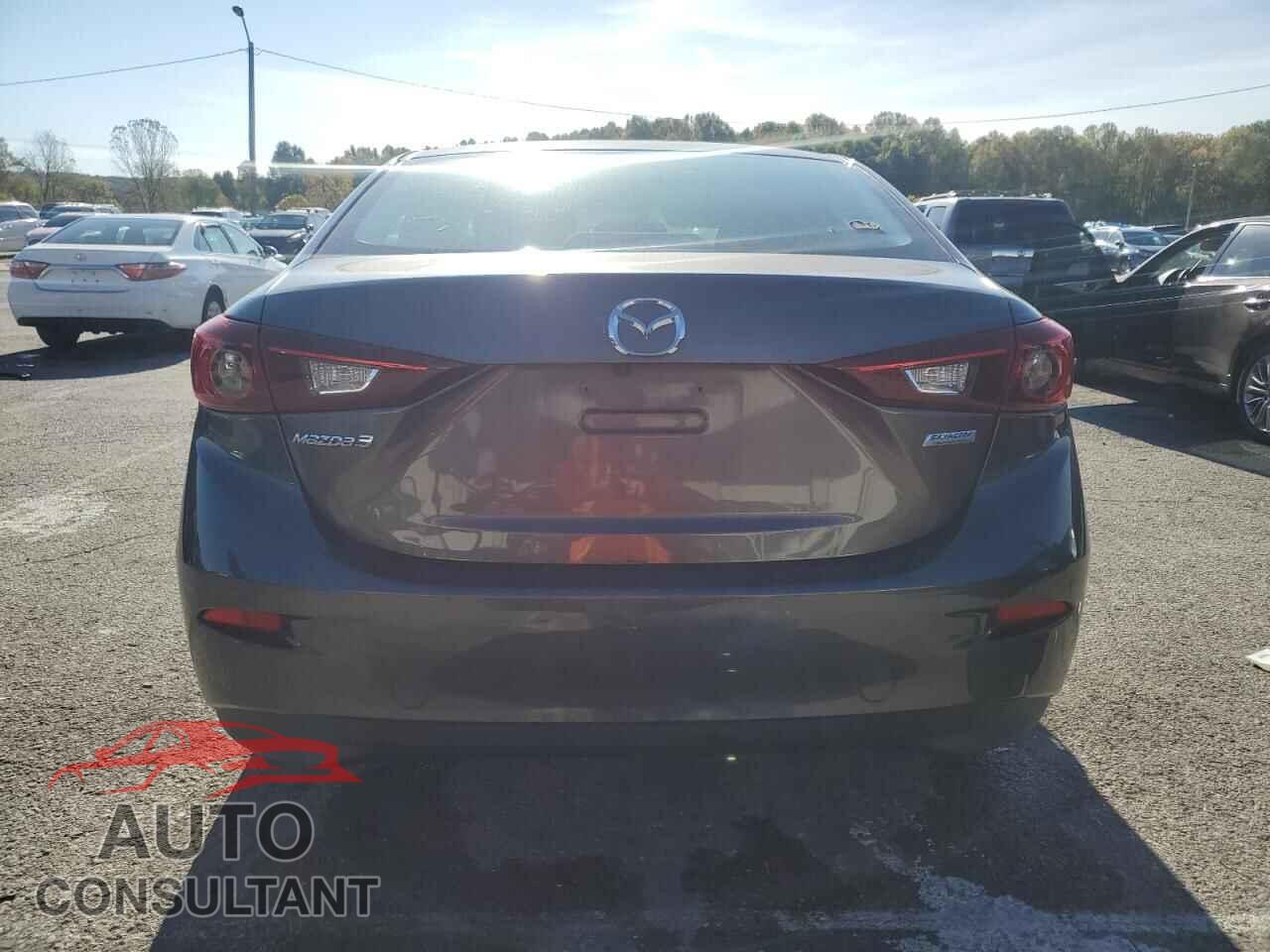 MAZDA 3 2017 - 3MZBN1U74HM132918