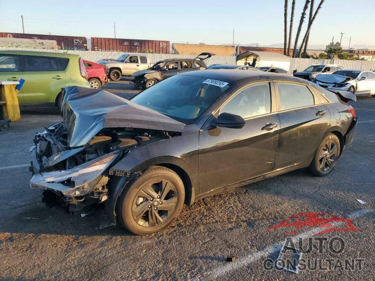 HYUNDAI ELANTRA 2023 - KMHLM4AG4PU415812