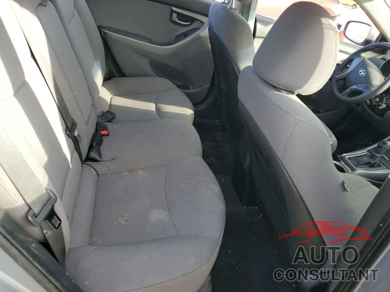 HYUNDAI ELANTRA 2016 - 5NPDH4AE9GH719370