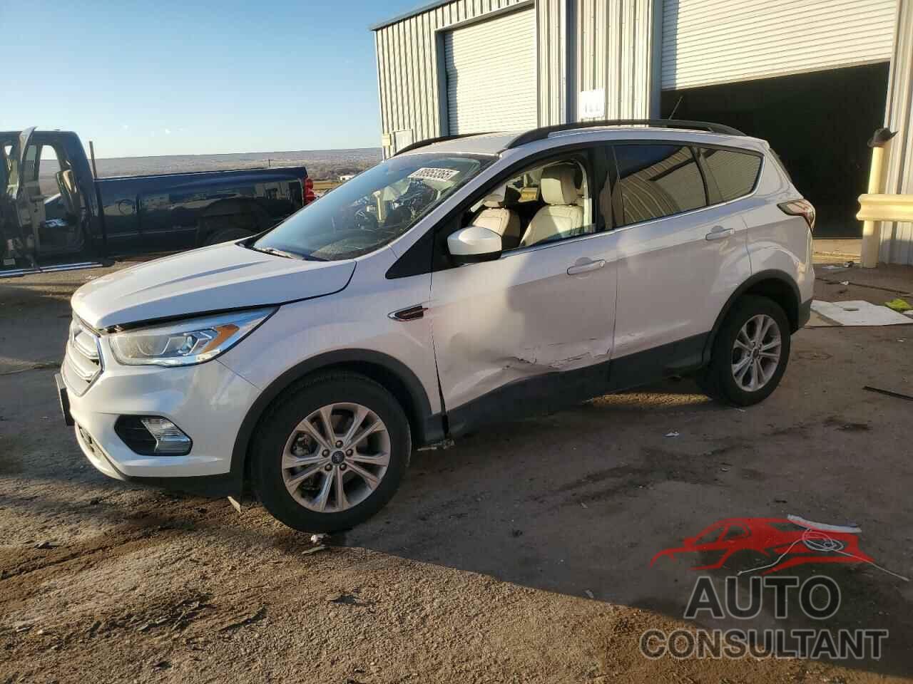FORD ESCAPE 2018 - 1FMCU9HD3JUC07887