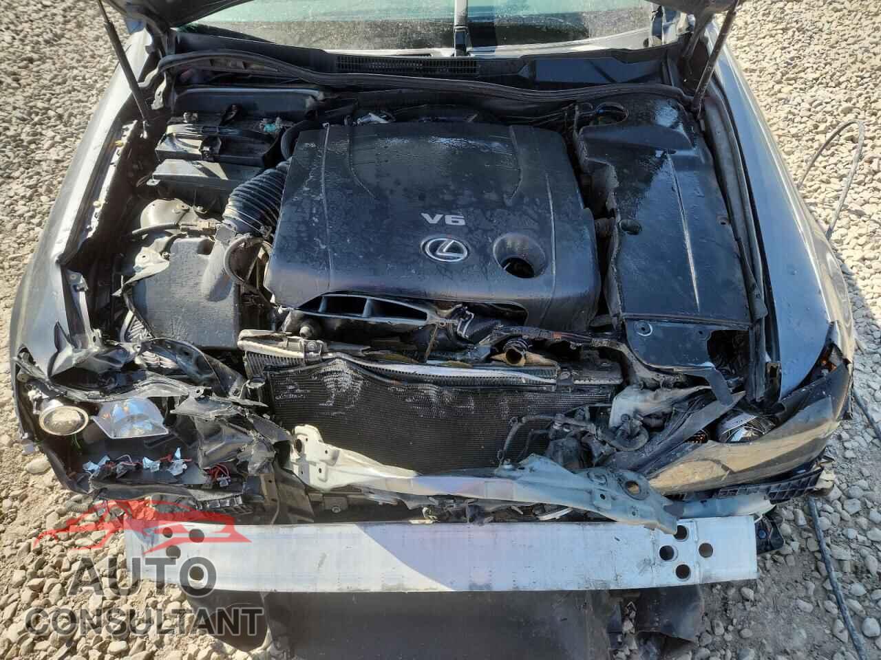 LEXUS IS 2013 - JTHFF2C21D2528074