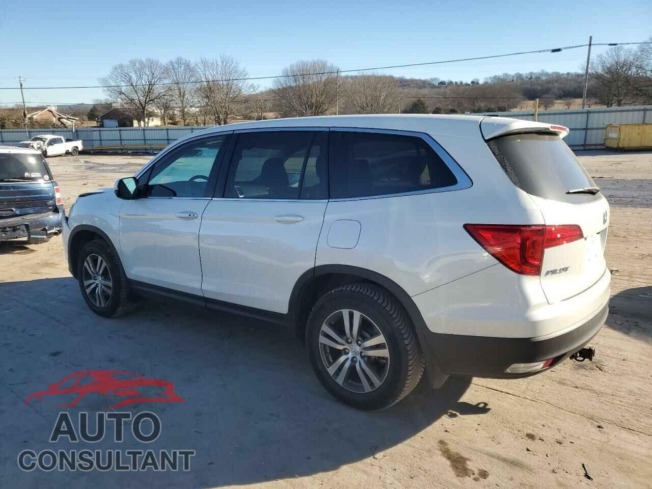 HONDA PILOT 2017 - 5FNYF5H53HB009562