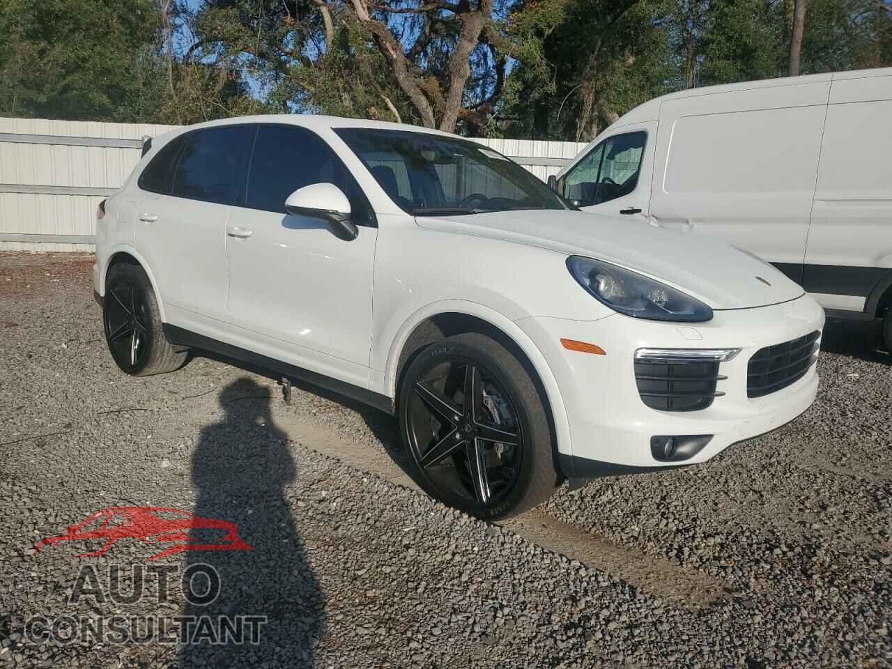 PORSCHE CAYENNE 2017 - WP1AA2A28HKA82779