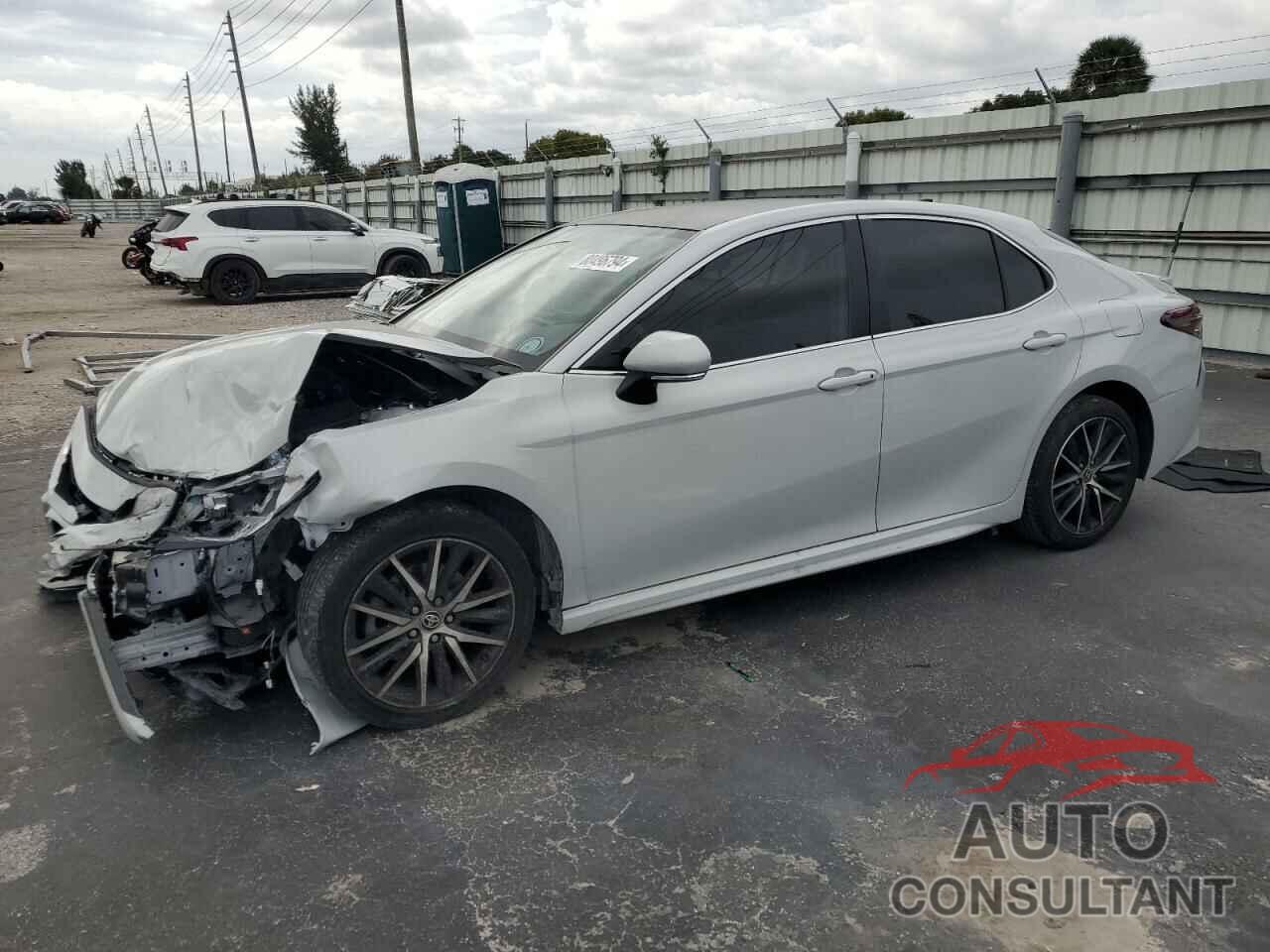 TOYOTA CAMRY 2023 - 4T1G11AK1PU102424