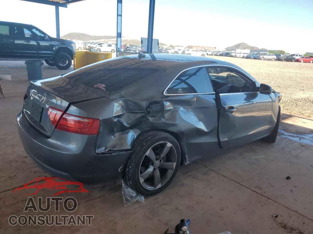 AUDI A5 2013 - WAUCFAFR4DA017033