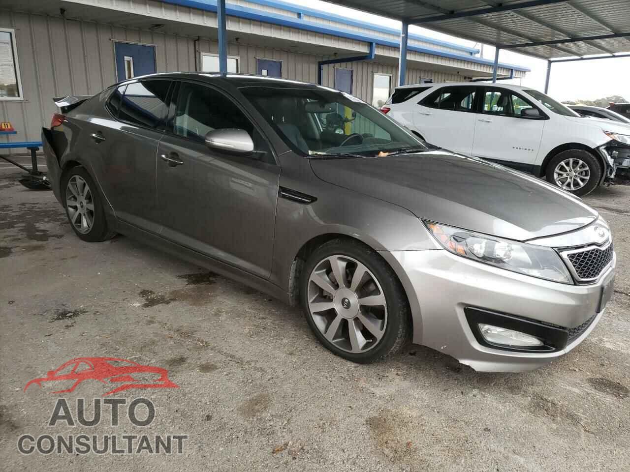 KIA OPTIMA 2013 - 5XXGR4A67DG189541