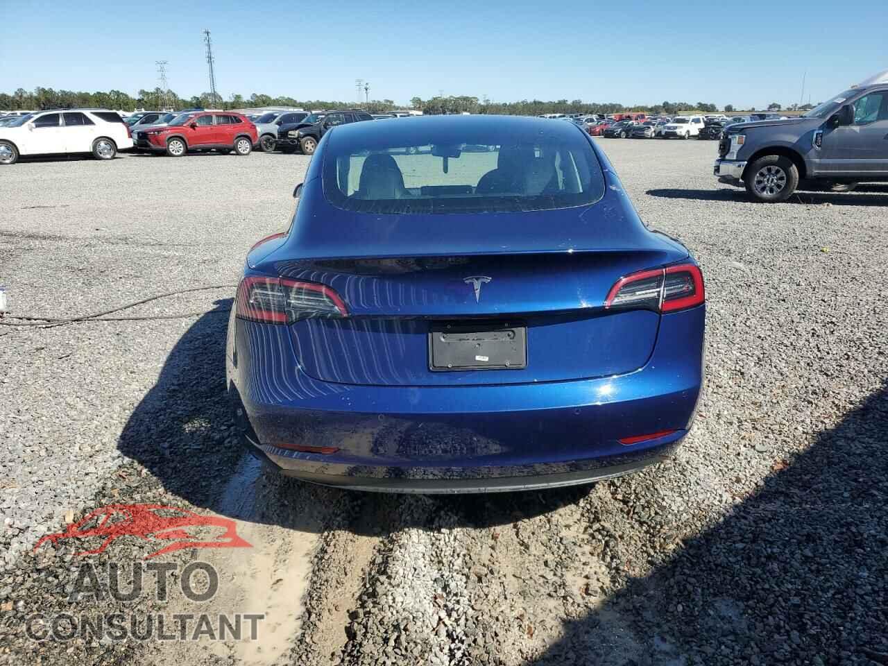 TESLA MODEL 3 2022 - 5YJ3E1EA8NF372314