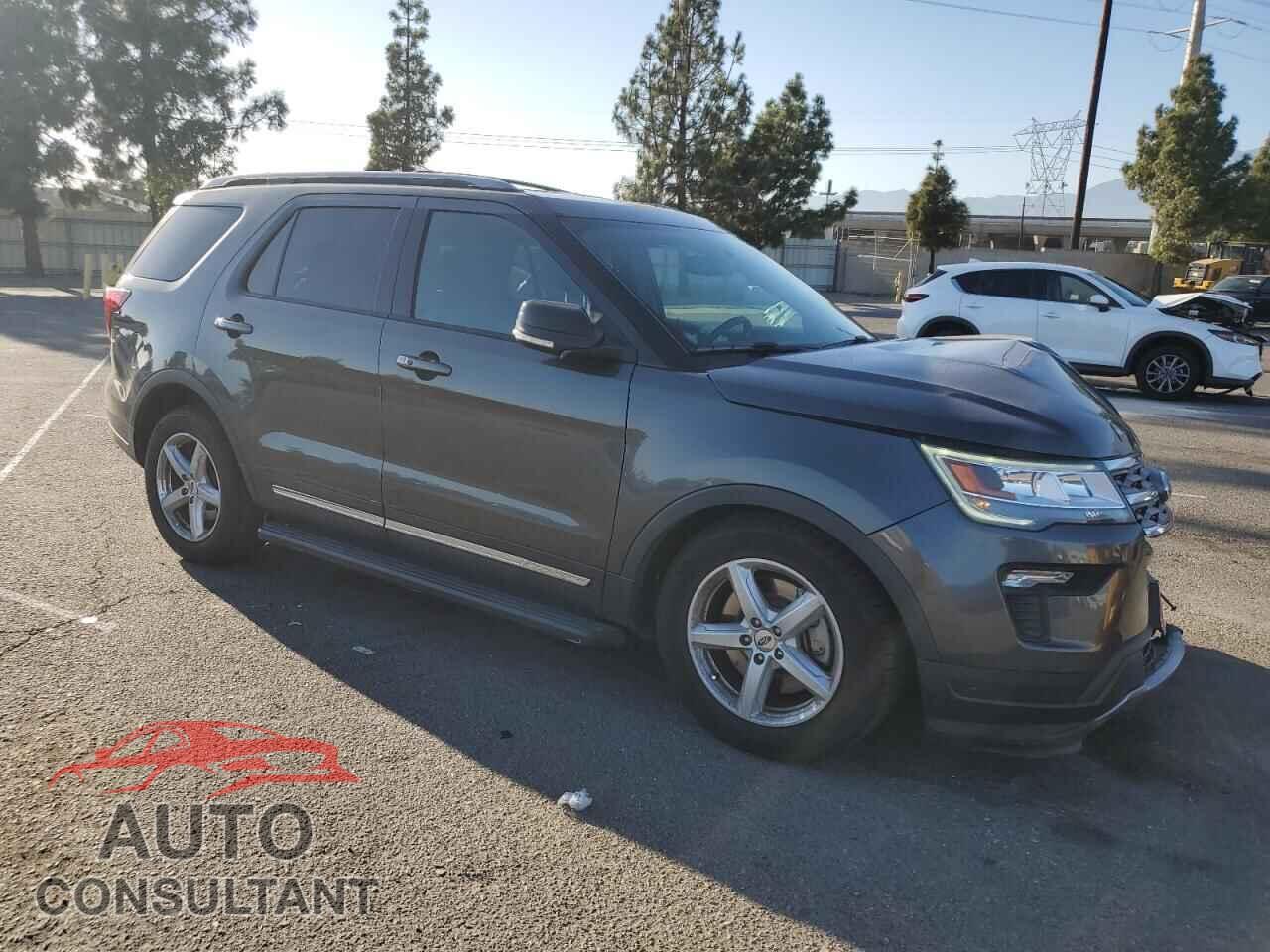 FORD EXPLORER 2018 - 1FM5K7D81JGA25938