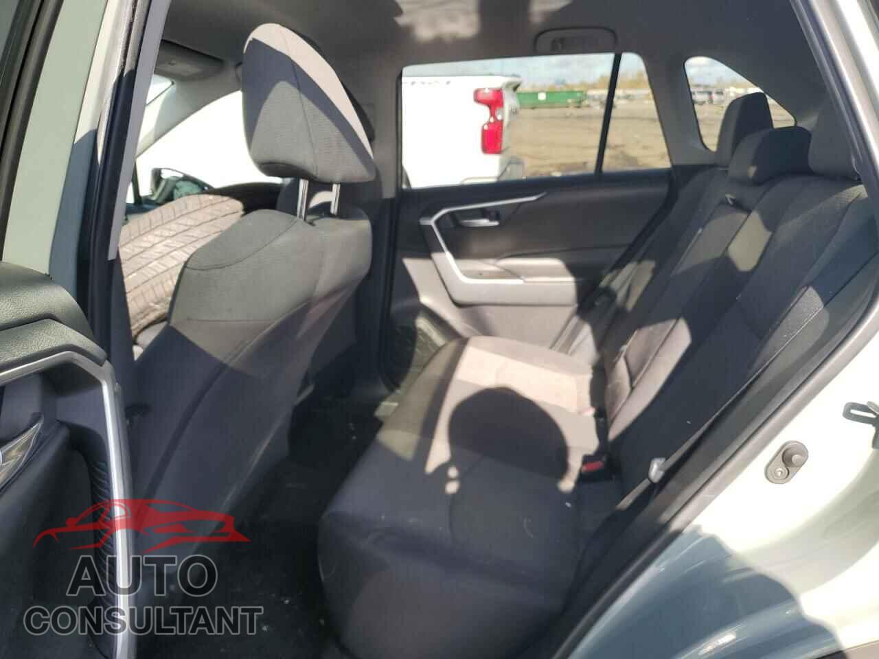 TOYOTA RAV4 2021 - 2T3P1RFV1MW202074
