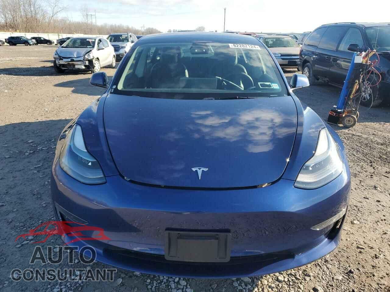 TESLA MODEL 3 2022 - 5YJ3E1EA8NF186871