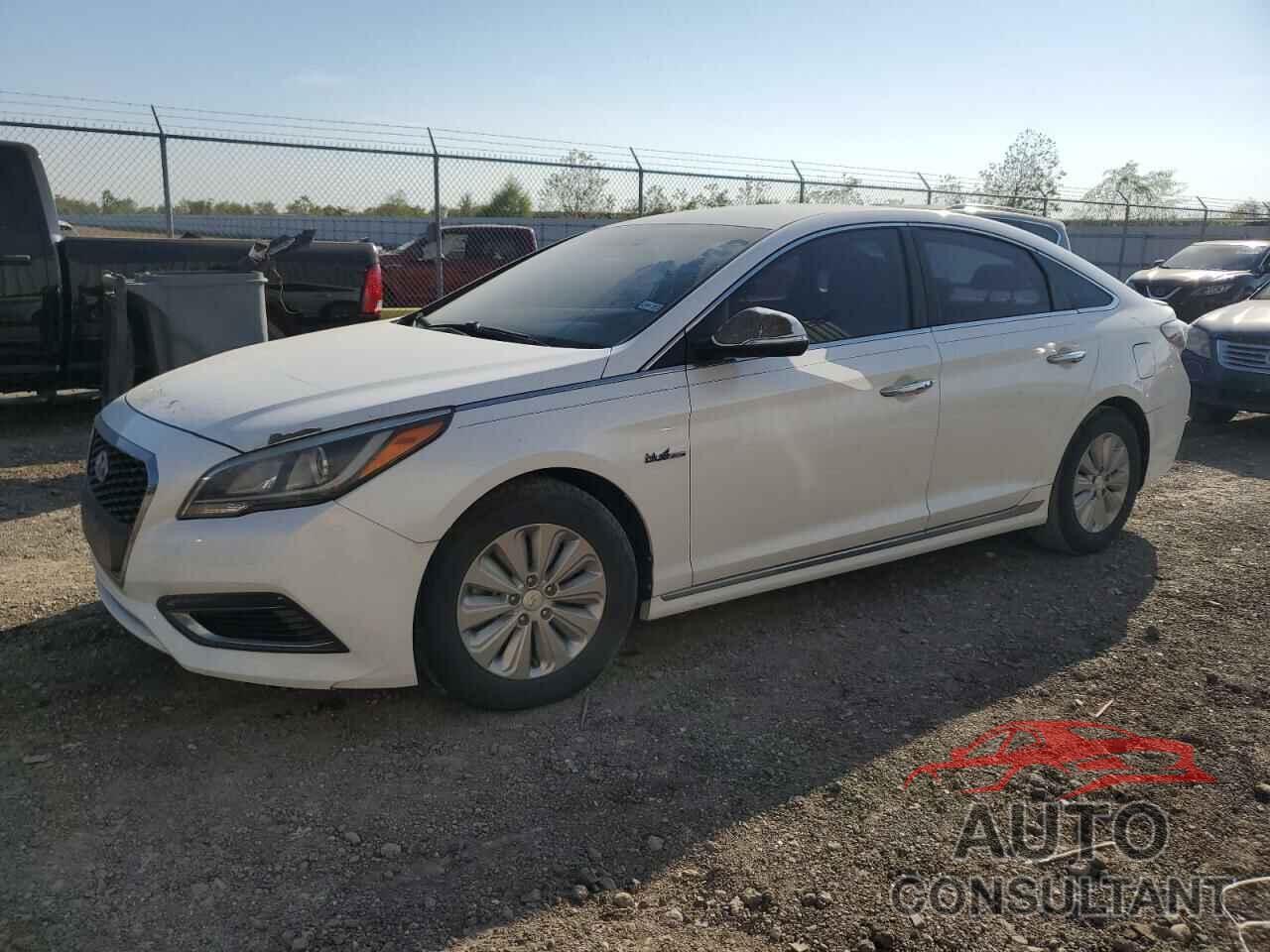 HYUNDAI SONATA 2016 - KMHE24L15GA015153