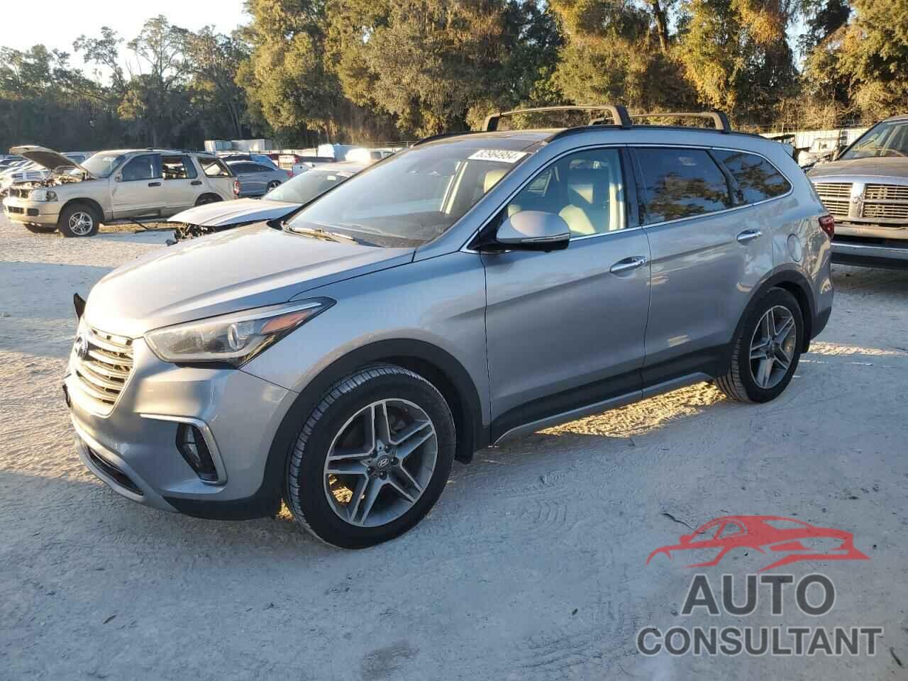 HYUNDAI SANTA FE 2018 - KM8SR4HF2JU295168