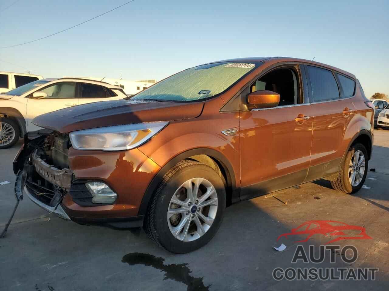 FORD ESCAPE 2017 - 1FMCU0G92HUC53326