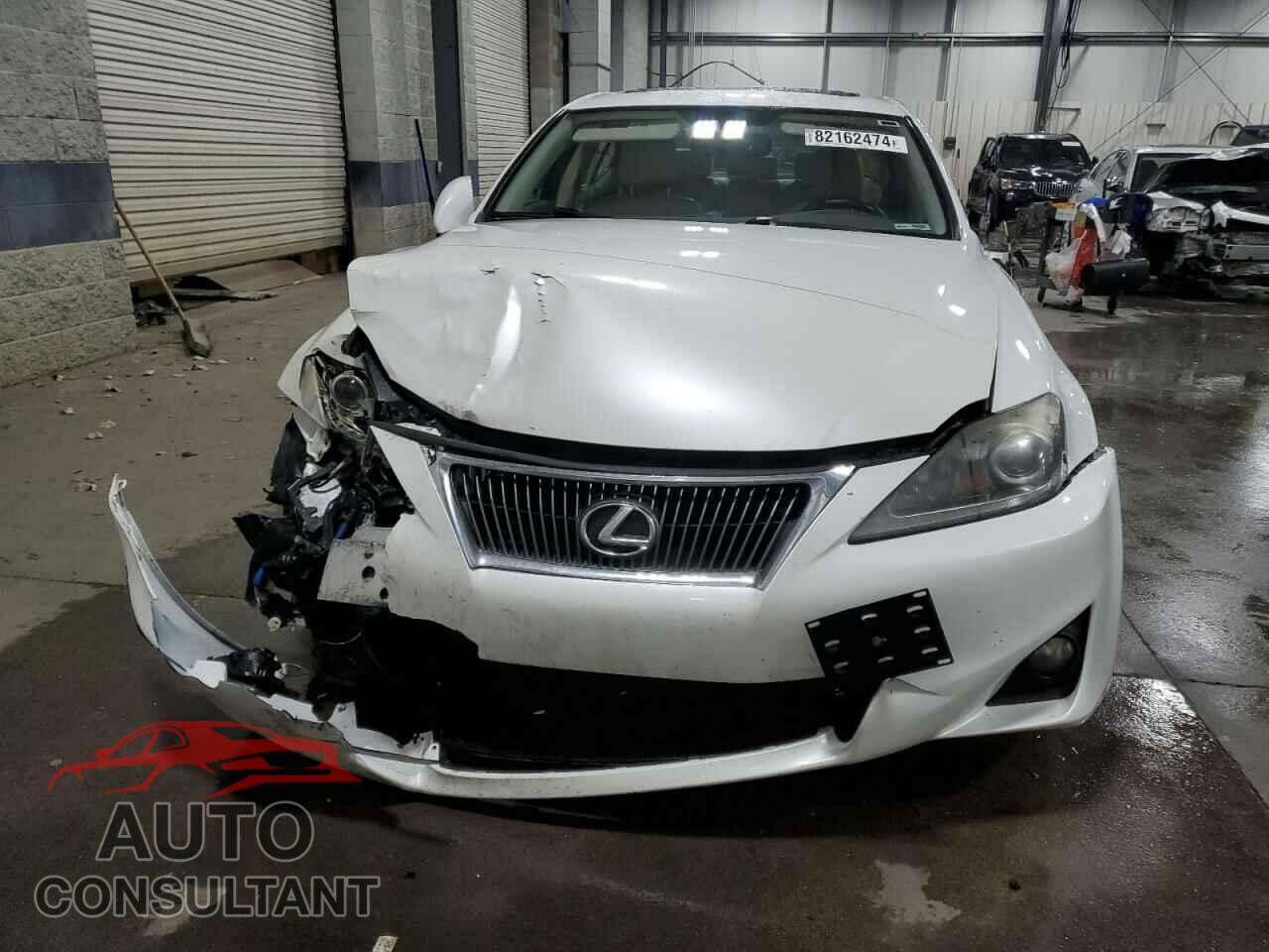 LEXUS IS 2012 - JTHCF5C23C5059149