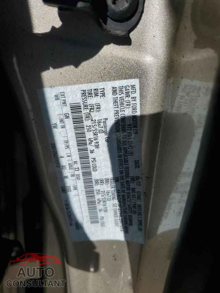 FORD FOCUS 2017 - 1FADP3F27HL297954