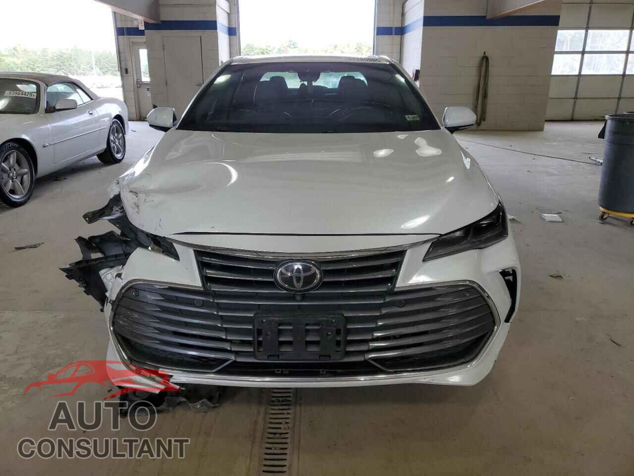 TOYOTA AVALON 2019 - 4T1BZ1FB0KU024982