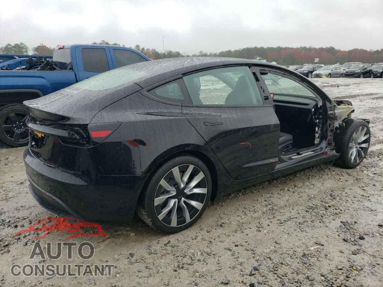 TESLA MODEL 3 2024 - 5YJ3E1EA5RF748960