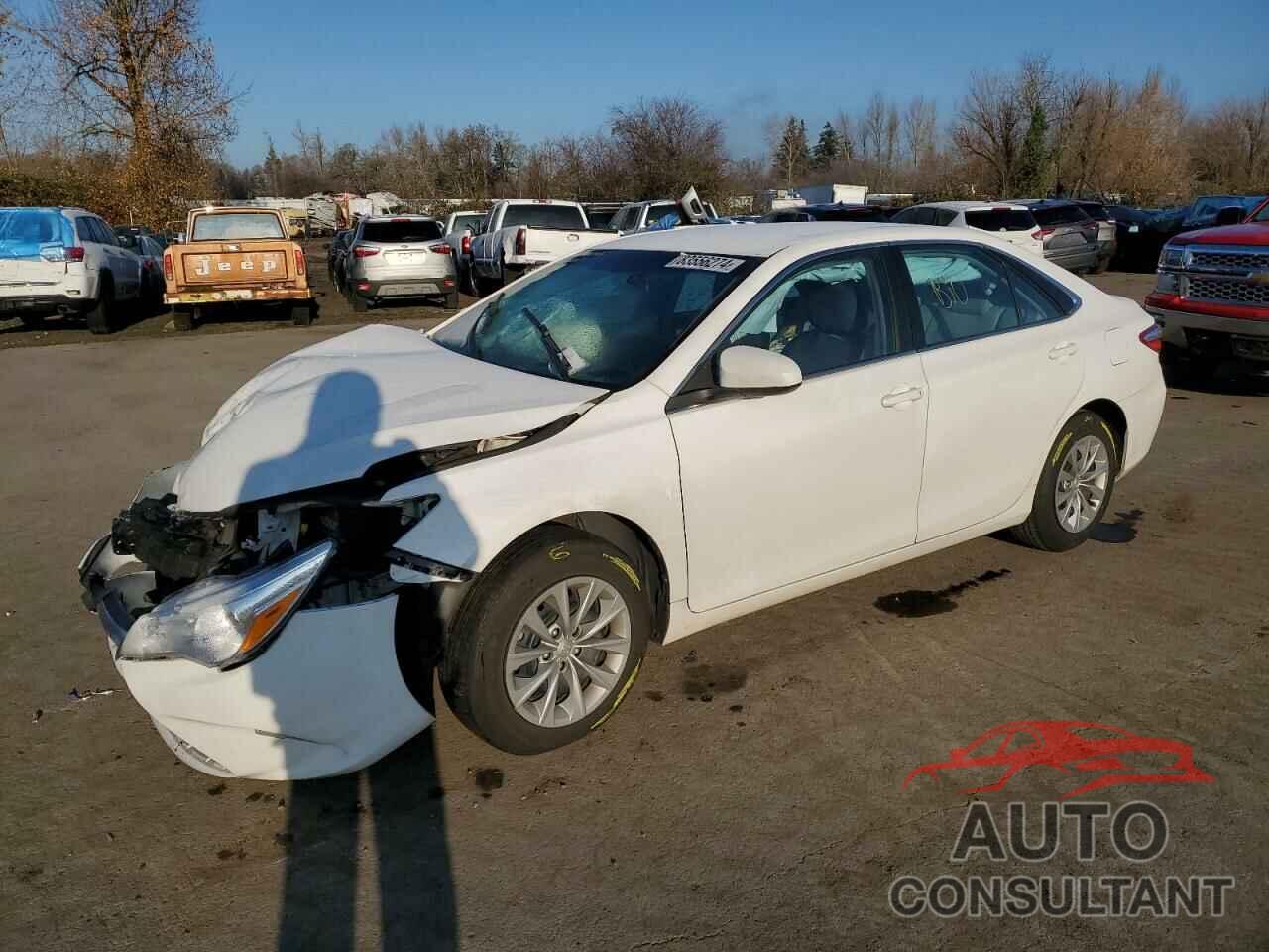 TOYOTA CAMRY 2016 - 4T4BF1FK2GR532540