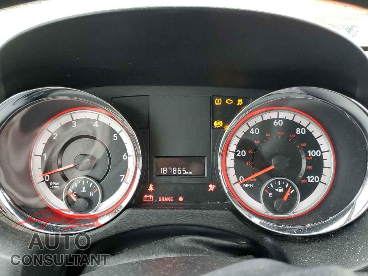 DODGE CARAVAN 2011 - 2D4RN3DG6BR786335