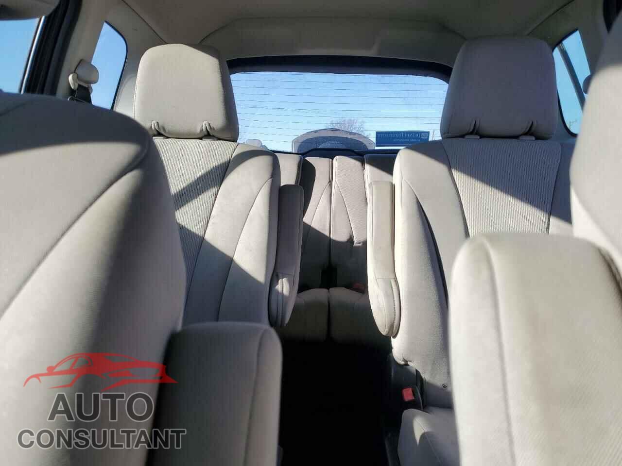 MAZDA 5 2013 - JM1CW2BL9D0149012