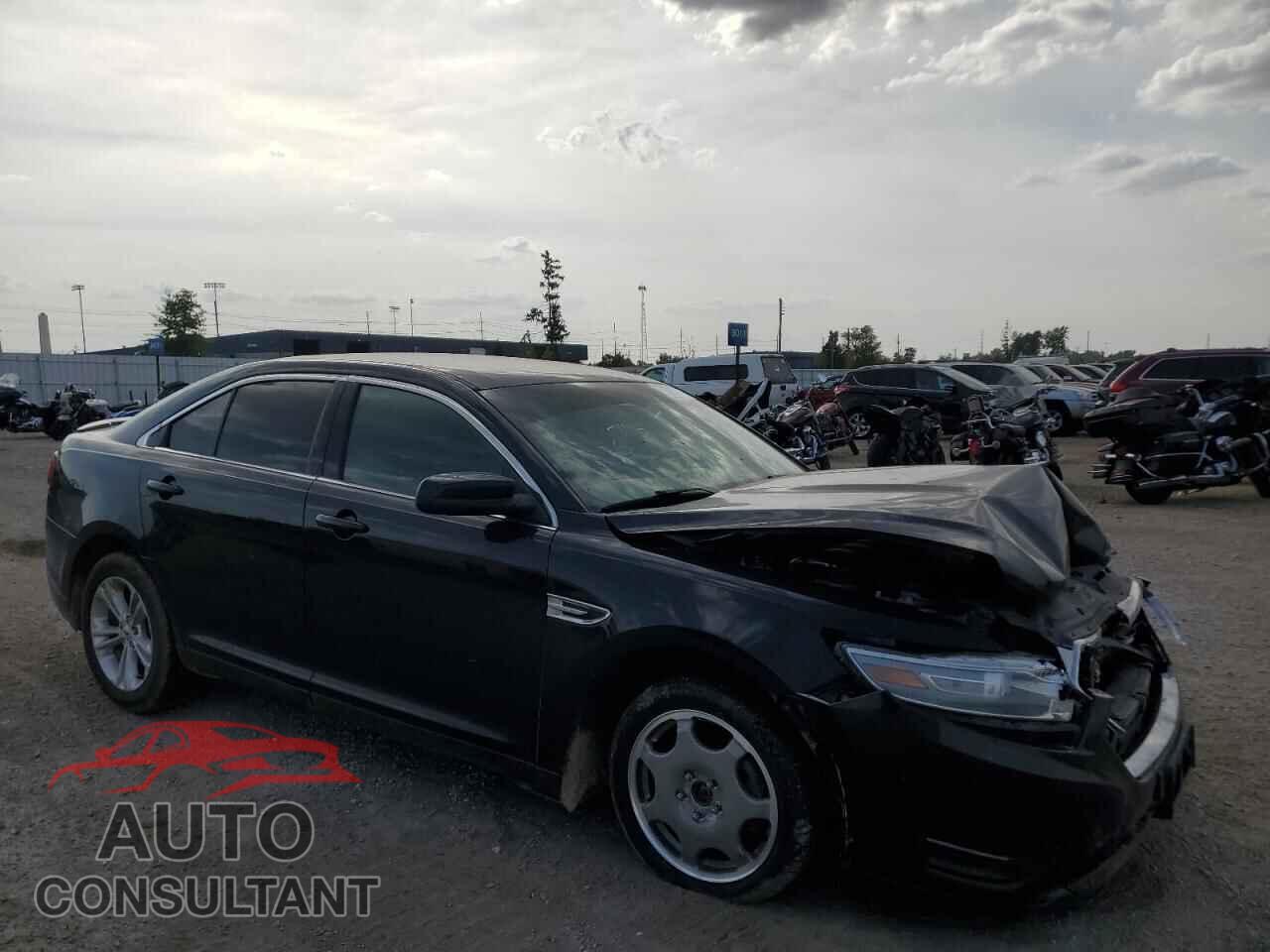 FORD TAURUS 2013 - 1FAHP2E88DG164656