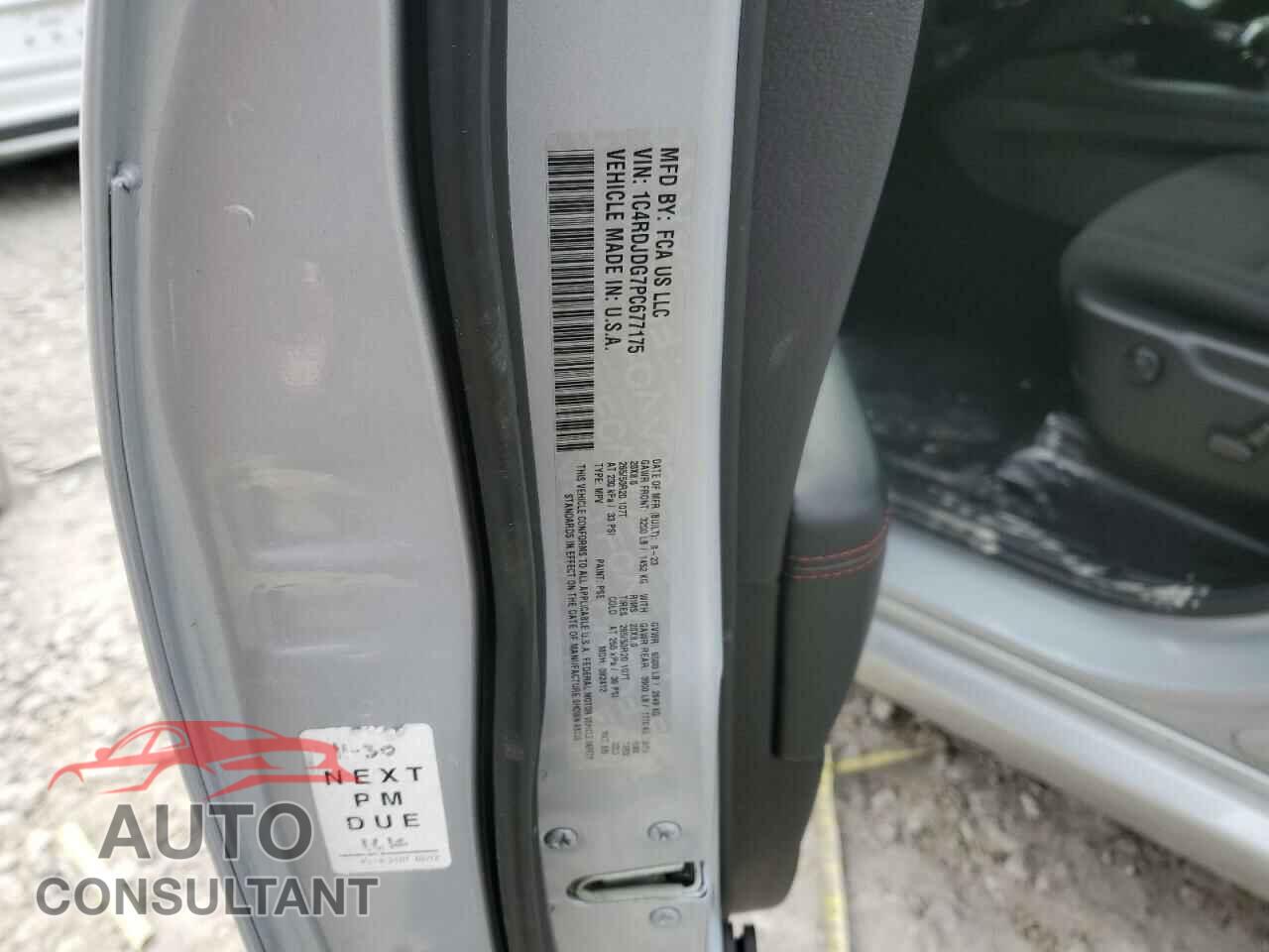 DODGE DURANGO 2023 - 1C4RDJDG7PC677175