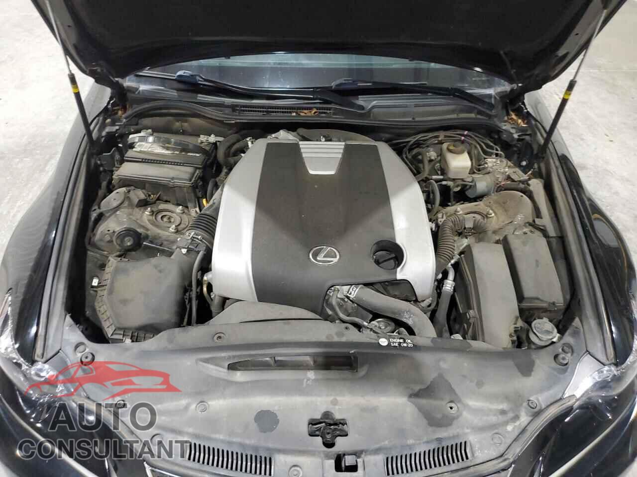 LEXUS IS 2014 - JTHBE1D27E5000646